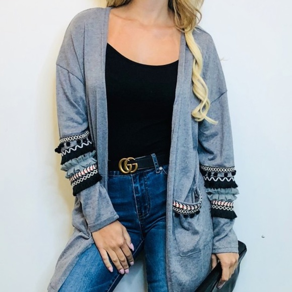 Tunic with detailed pockets and sleeves - Picture 4 of 5